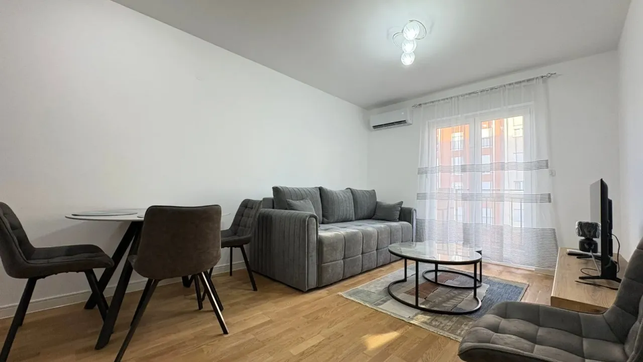 Rent, one bedroom apartment, 42m², Stari Aerodrom, Podgorica