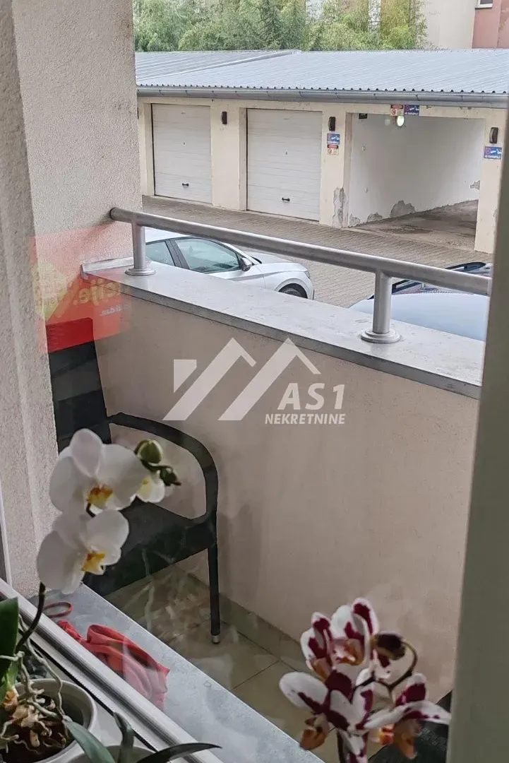 Izdavanje, jednosoban stan, 38m², Grbavica, Novi Sad Sve Podlokacije