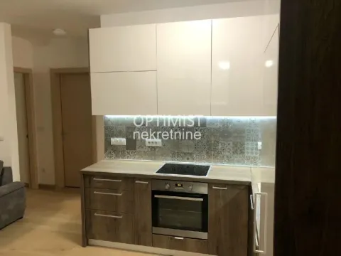 Izdavanje, trosoban stan, 65m², Crveni Krst, Beograd - image 5