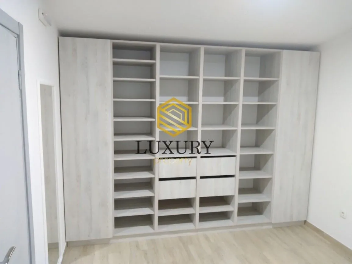 Izdavanje, trosoban stan, 145m², City Kvart, Podgorica