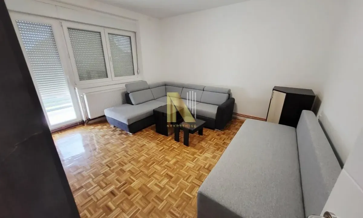 Izdavanje, trosoban stan, 71m², Veternik, Novi Sad Sve Podlokacije