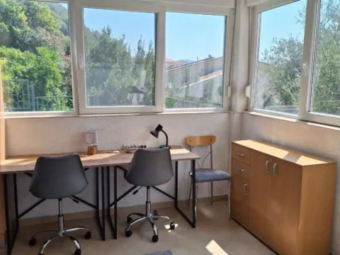 Sale, two bedroom apartment, 60m², Petrovac, Budva - image 3