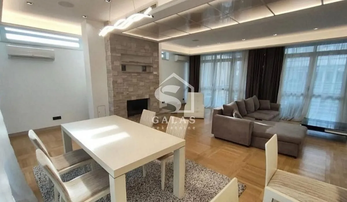 Izdavanje, četvorosoban stan, 148m², Savski Venac, Beograd