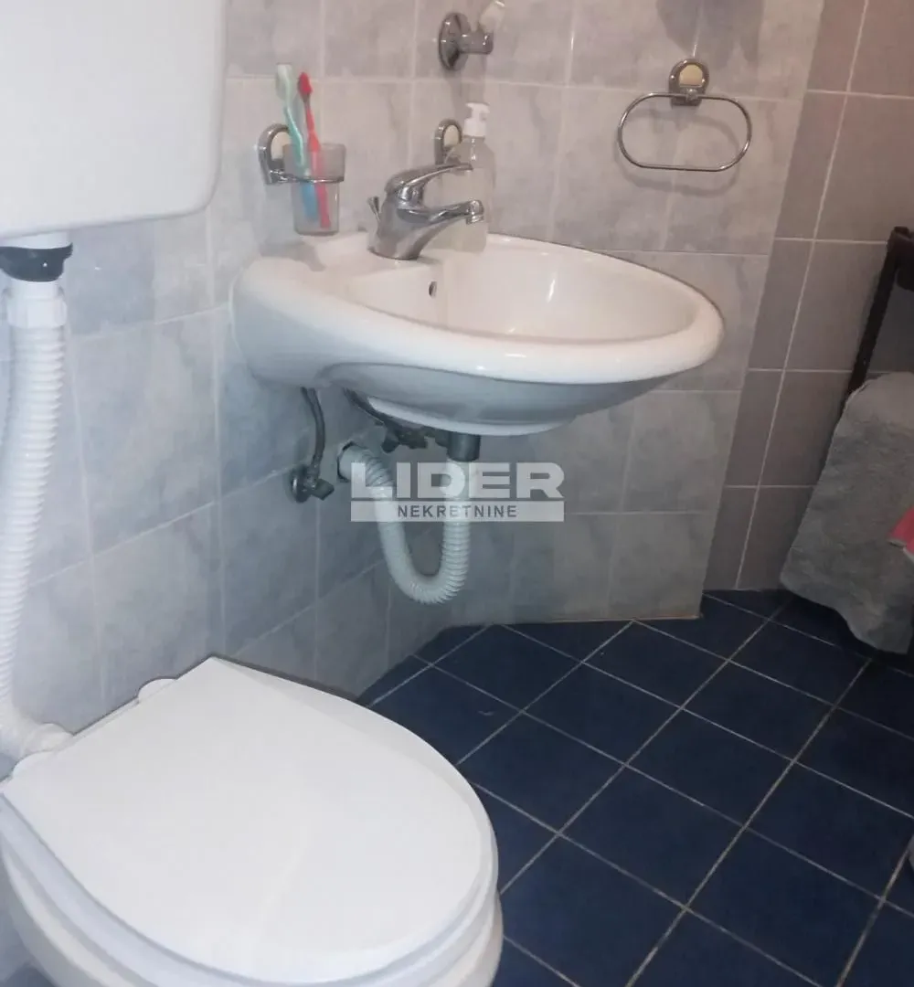 Sale, three bedroom apartment, 61m², Stari Grad, Beograd