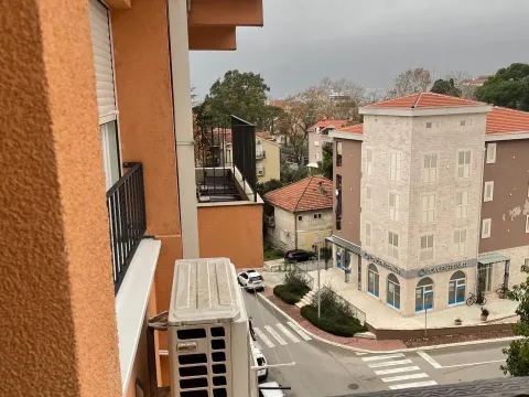Rent, one bedroom apartment, 45m², Centar, Tivat - image 6
