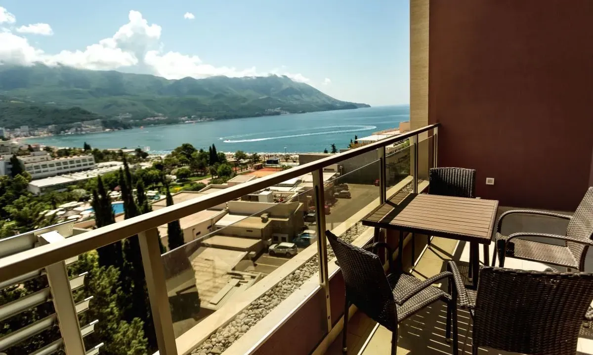 Prodaja, dvosoban stan, 78m², Budva, Crna Gora