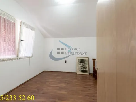 Prodaja, trosoban stan, 70m², Gundulićev Venac, Beograd - image 18