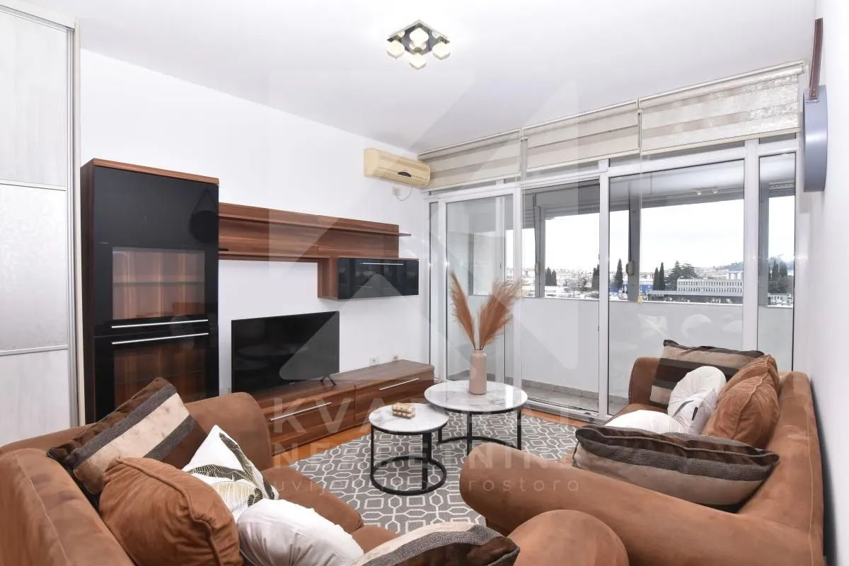 Rent, one bedroom apartment, 42m², 1 maj, Podgorica