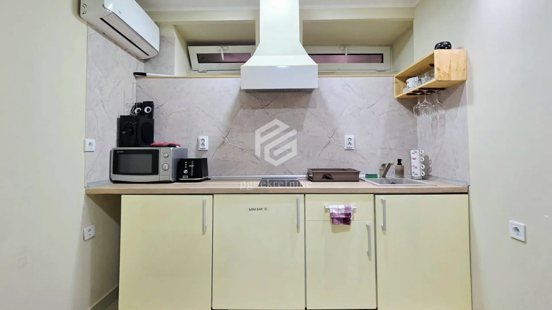 Prodaja, dvosoban stan, 50m², Centar, Podgorica