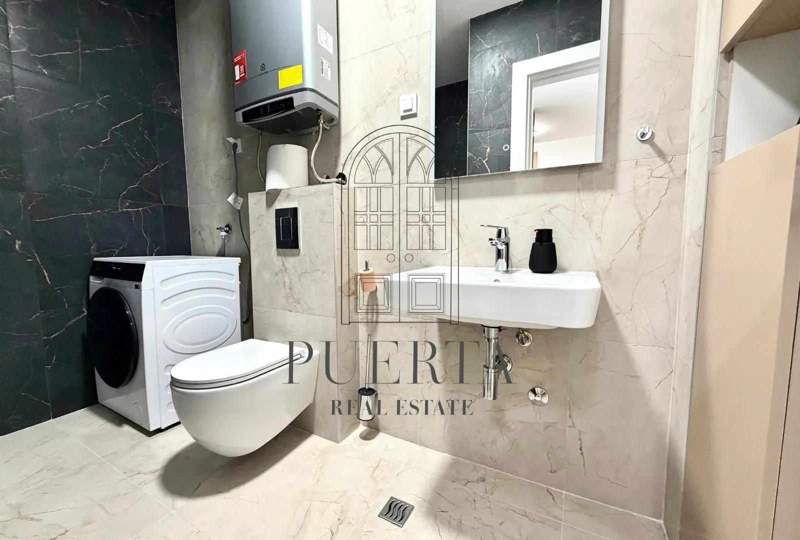 Rent, two bedroom apartment, 74m², Tološka šuma, Podgorica