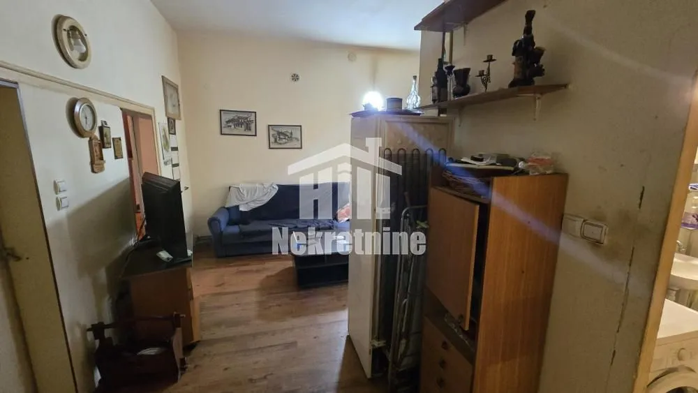 Sale, two bedroom apartment, 44m², Višnjička Banja, Palilula Sve Podlokacije