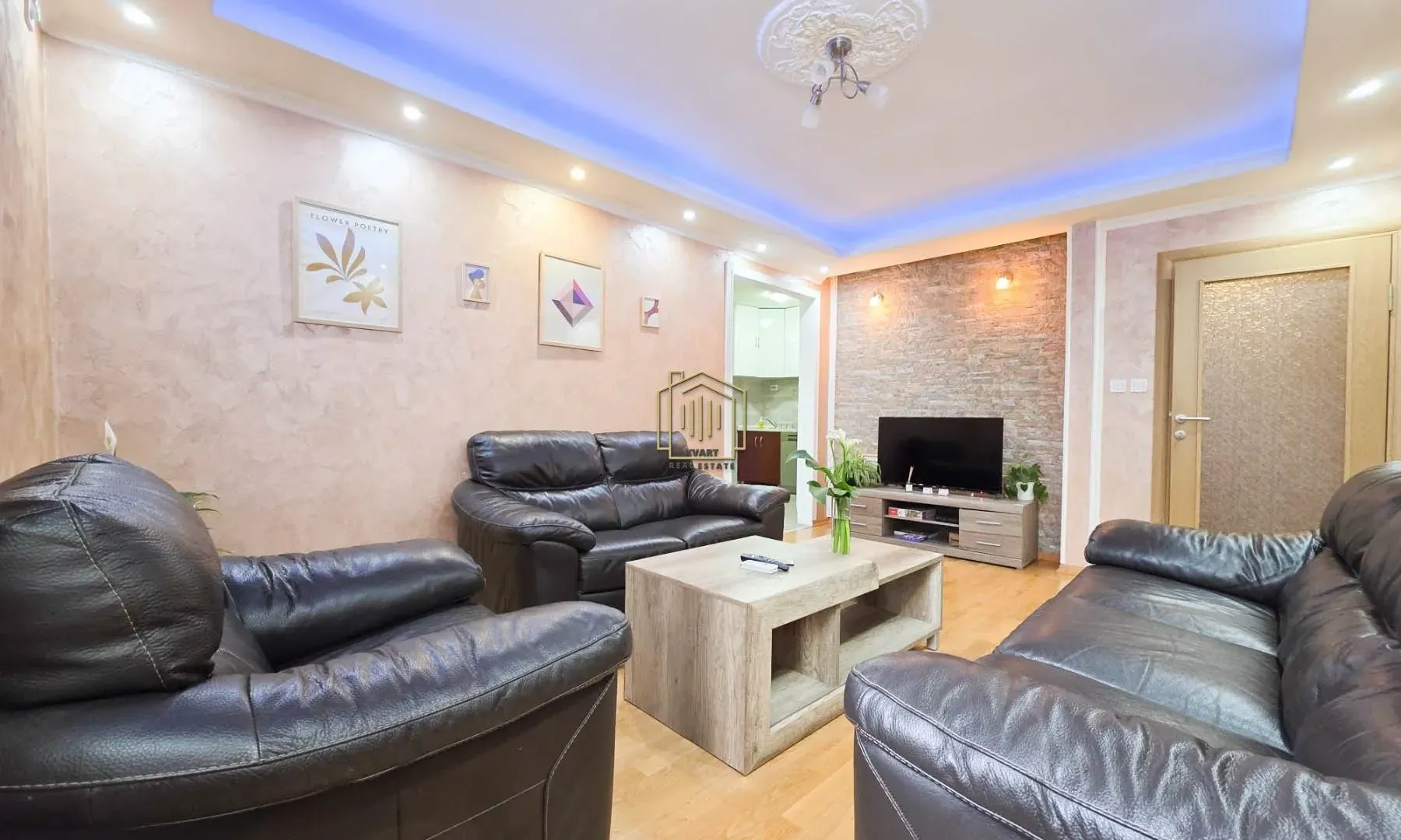 Prodaja, dvosoban stan, 54m², Blok 5, Podgorica