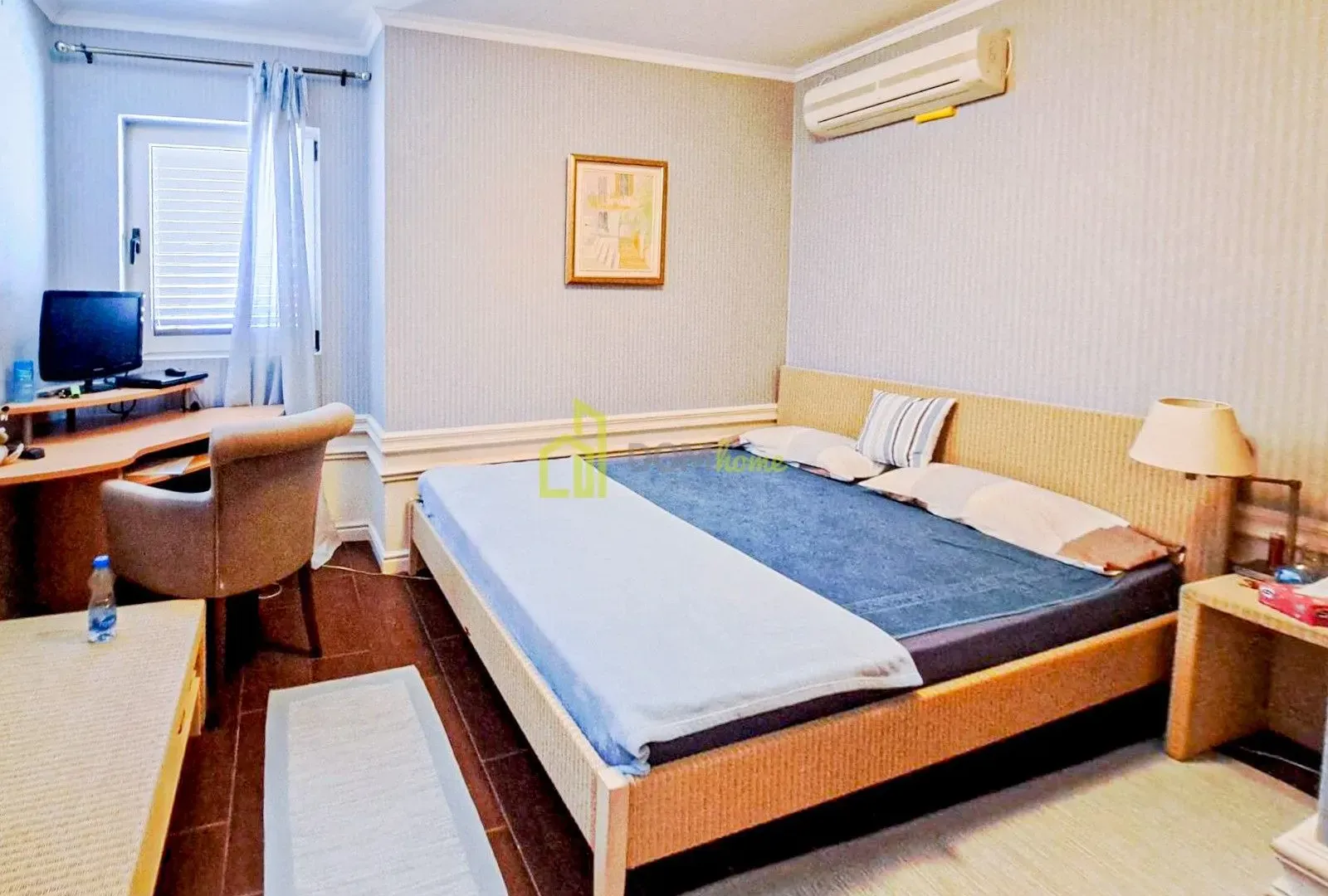 Prodaja, trosoban stan, 176m², Petrovac, Budva