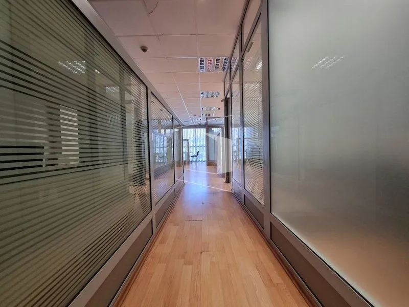 Rent, office space, 221m², Nikšić, Crna Gora