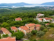 Prodaja, kuća, 450m², Kavač, Kotor - image 3