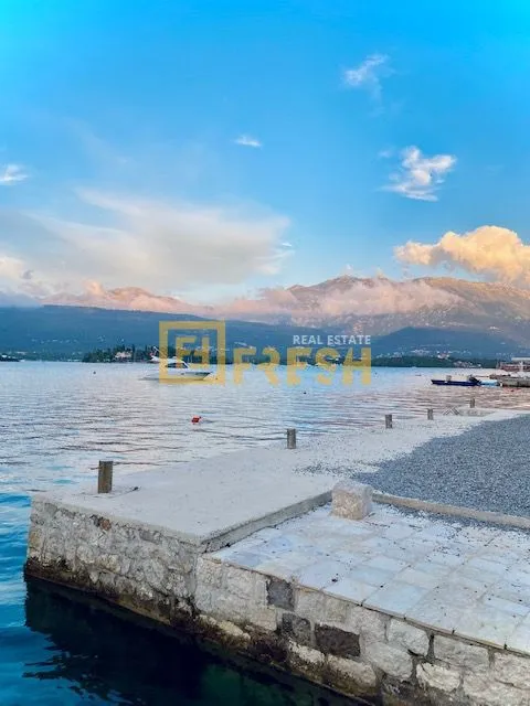 Rent, one bedroom apartment, 51m², Tivat, Crna Gora