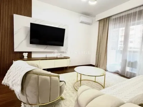 Rent, one bedroom apartment, 52m², Master Kvart, Podgorica - image 3