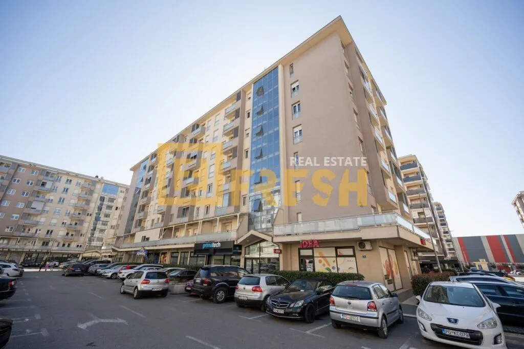 Izdavanje, jednosoban stan, 52m², City Kvart, Podgorica