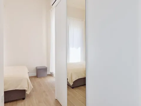 Izdavanje, trosoban stan, 80m², Mrčevac, Tivat - image 10