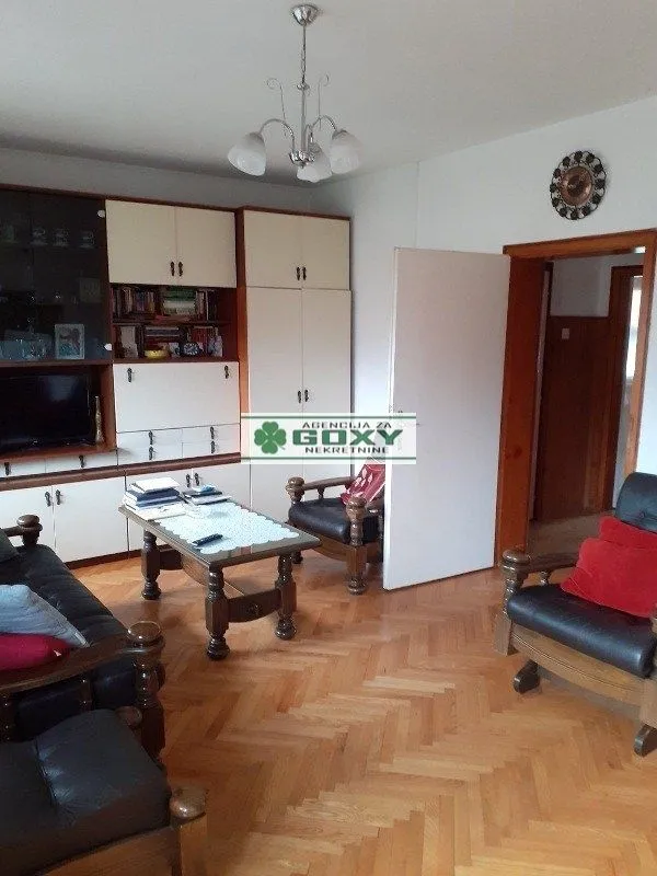 Sale, house, 230m², Kraljevo, Srbija