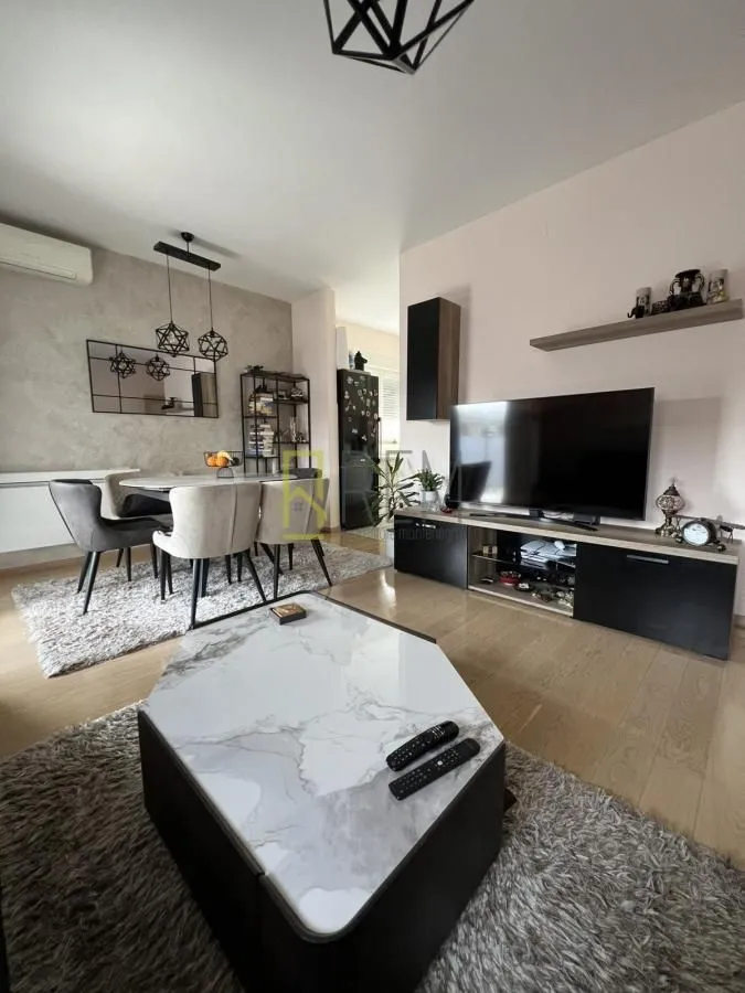 Prodaja, jednosoban stan, 53m², City Kvart, Podgorica