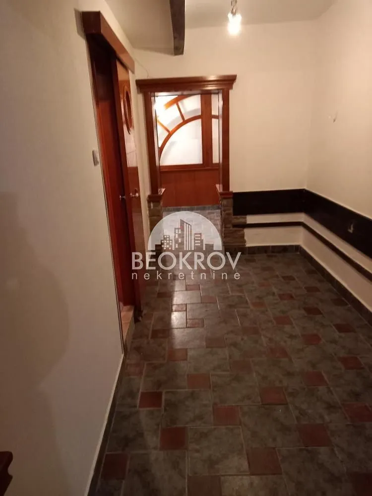 Rent, office space, 192m², Stari Grad, Beograd