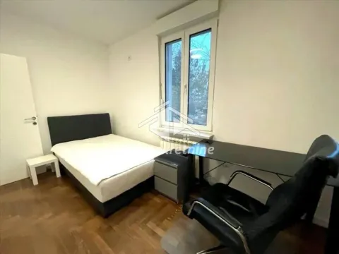 Izdavanje, četvorosoban stan, 83m², Senjak, Beograd - image 8