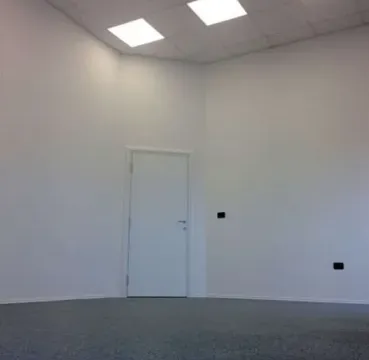 Izdavanje, poslovni prostor, 150m², Zemun Sve Podlokacije, Beograd - image 6