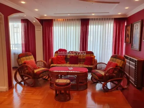 Prodaja, četvorosoban stan, 137m², Lekino Brdo, Voždovac Sve Podlokacije - image 2