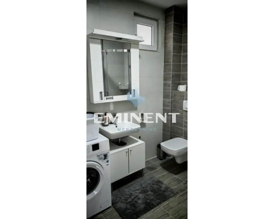 Rent, two bedroom apartment, 40m², Đeram Pijaca, Beograd