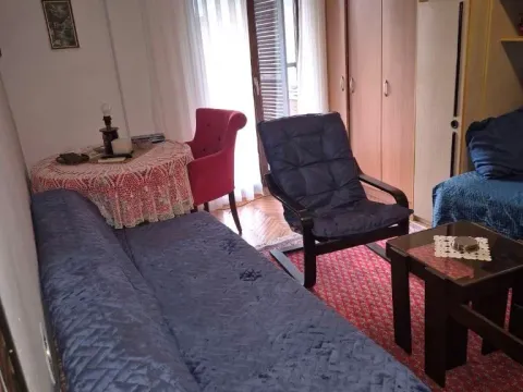 Izdavanje, garsonjera, 40m², Preko Morače, Podgorica - image 2