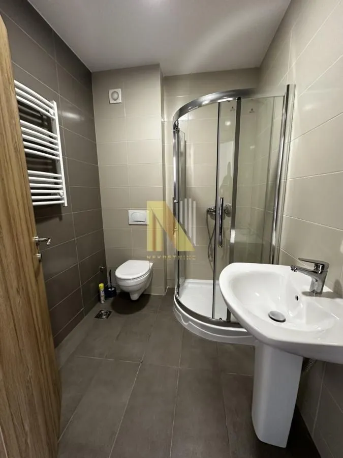Prodaja, četvorosoban stan, 80m², Mišeluk, Petrovaradin