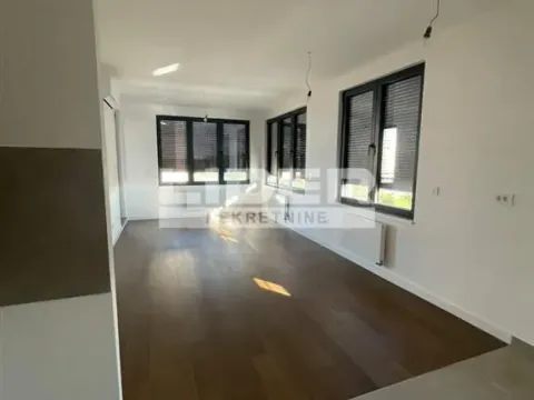 Prodaja, četvorosoban stan, 83m², Novi Beograd Sve Podlokacije, Beograd - image 3