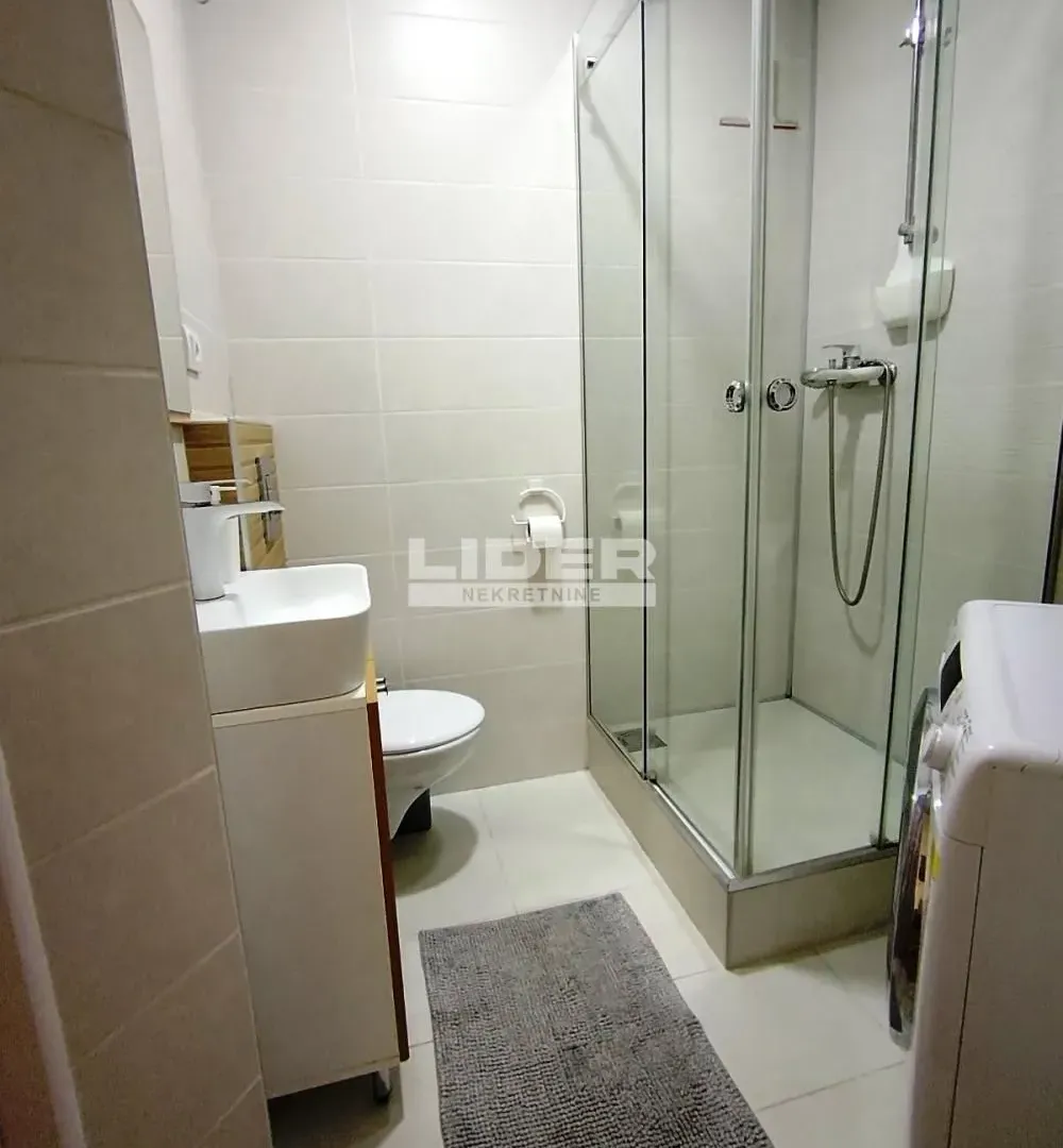 Sale, three bedroom apartment, 61m², Stari Grad, Beograd
