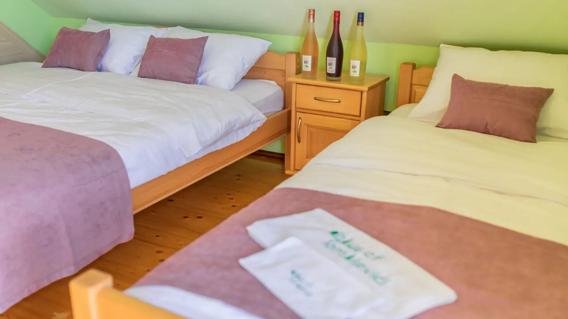 Prodaja, kuća, 200m², Žabljak, Crna Gora
