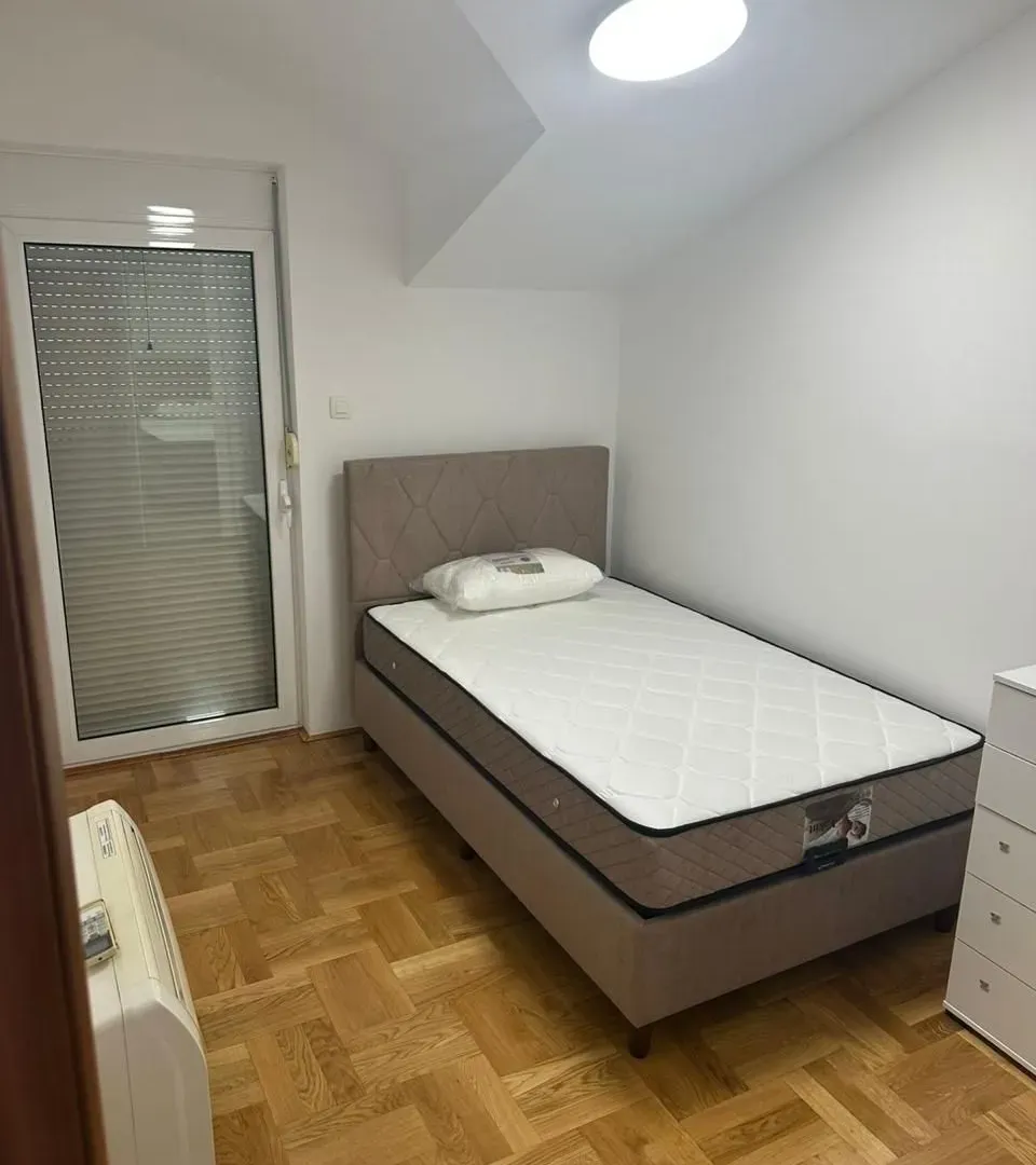 Rent, two bedroom apartment, 72m², Momišići, Podgorica