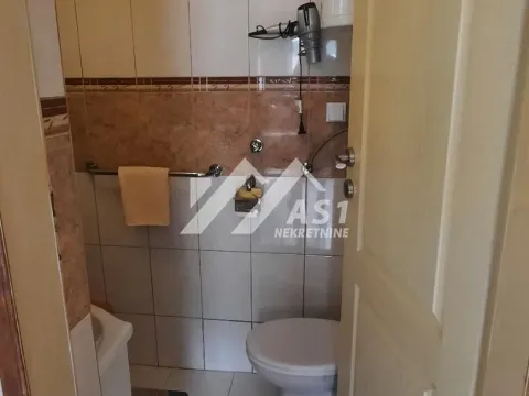 Izdavanje, kuća, 47m², Ledinci, Petrovaradin - image 13