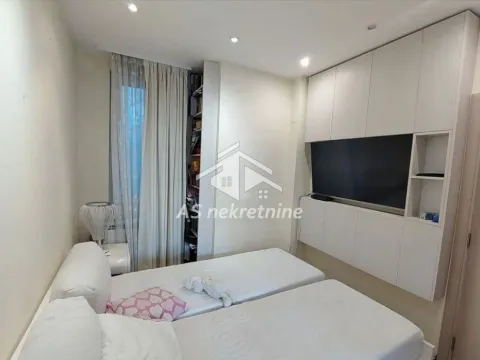 Rent, three bedroom apartment, 72m², Slavija, Vračar Sve Podlokacije - image 13