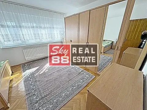 Izdavanje, četvorosoban stan, 115m², Savski Venac, Beograd - image 15