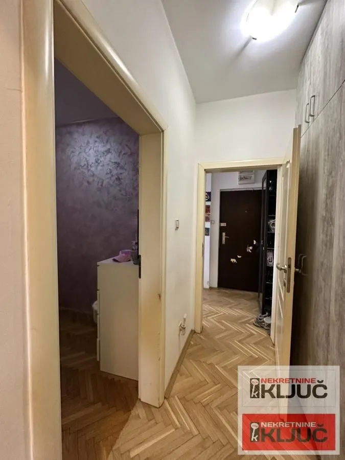 Prodaja, dvosoban stan, 61m², Salajka, Novi Sad Sve Podlokacije