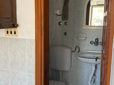 Izdavanje, poslovni prostor, 60m², Makedonsko naselje, Bar - image 9