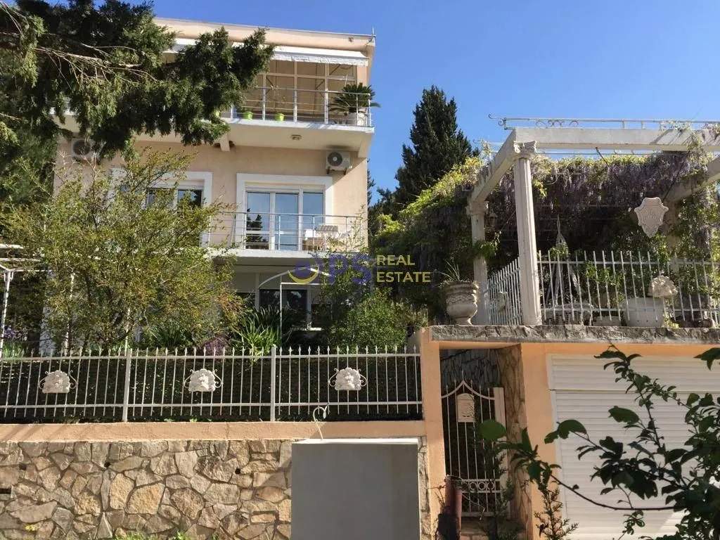 Sale, house, 300m², Bar, Crna Gora
