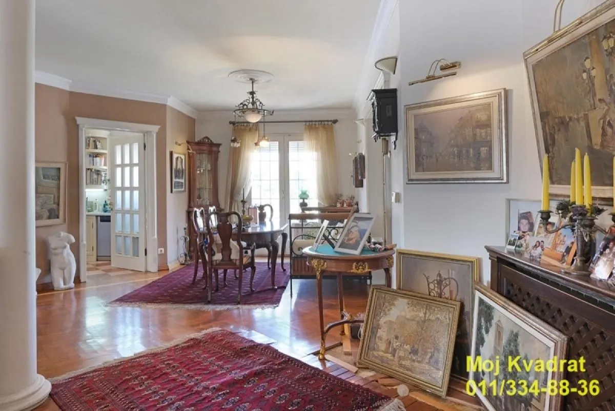 Prodaja, četvorosoban stan, 176m², Cvetni Trg, Vračar Sve Podlokacije