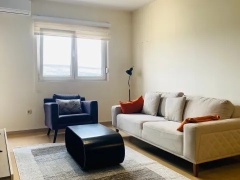 Rent, one bedroom apartment, 47m², City Kvart, Podgorica - image 1