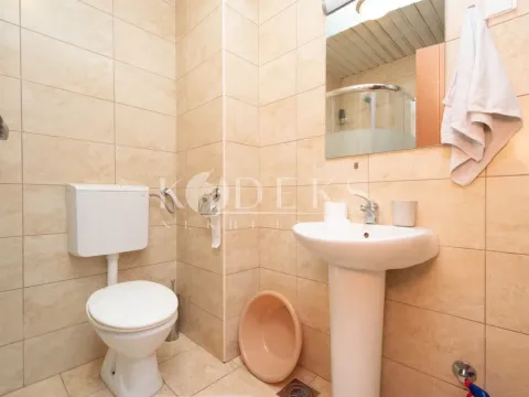 Rent, one bedroom apartment, 40m², Tuški Put, Podgorica - image 8