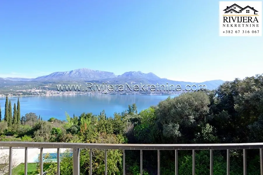 Prodaja, kuća, 110m², Njivice, Herceg Novi