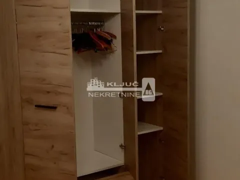 Izdavanje, kuća, 160m², Altina, Beograd - image 13