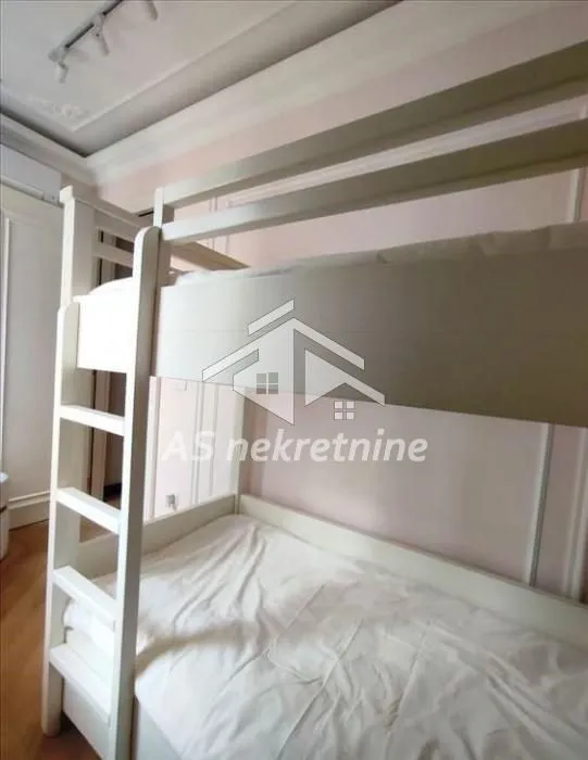 Prodaja, četvorosoban stan, 100m², Vračar Sve Podlokacije, Beograd