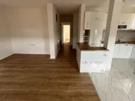 Izdavanje, četvorosoban stan, 90m², Niš, Srbija - image 6