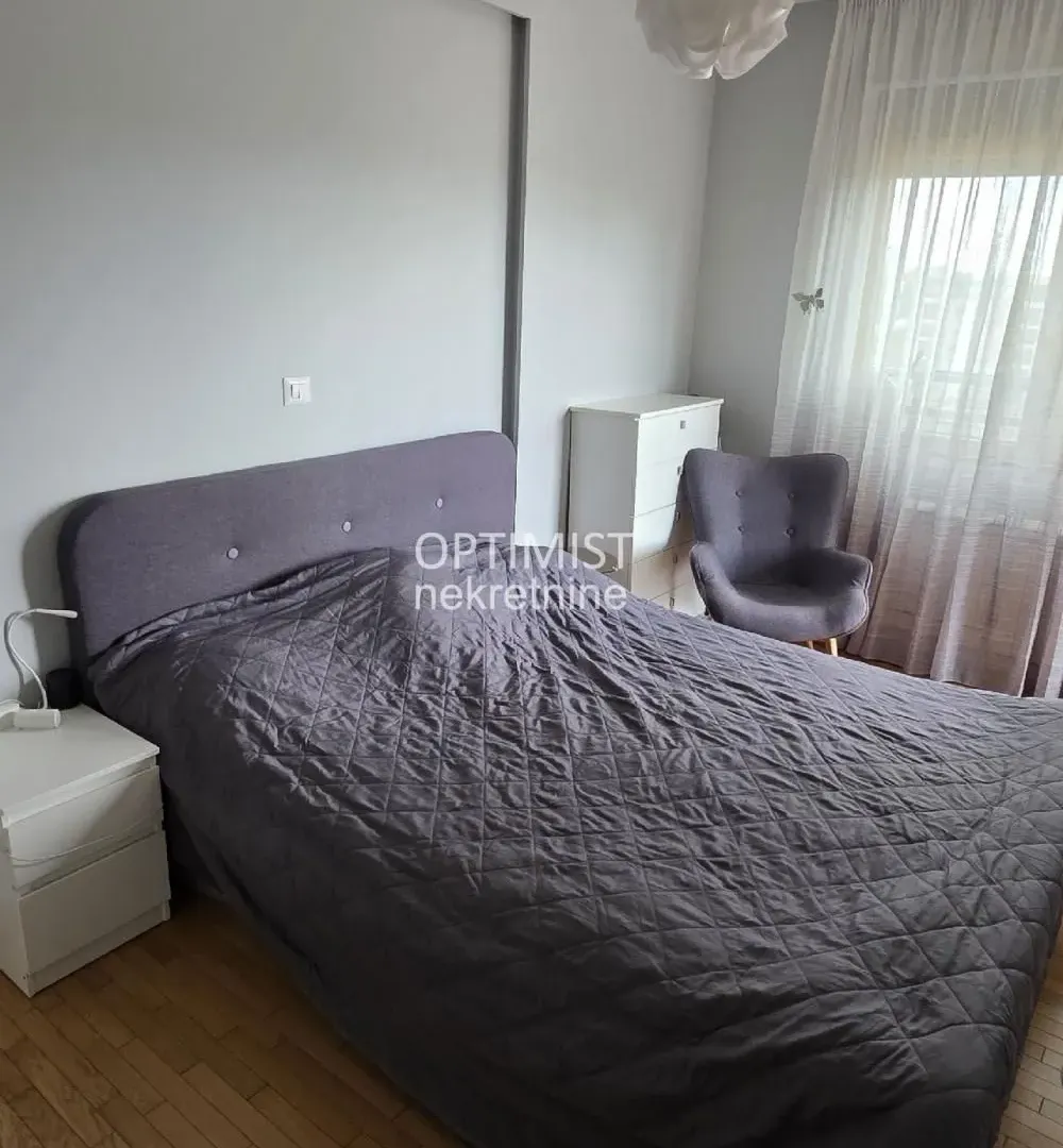Prodaja, trosoban stan, 106m², Zemun Sve Podlokacije, Beograd